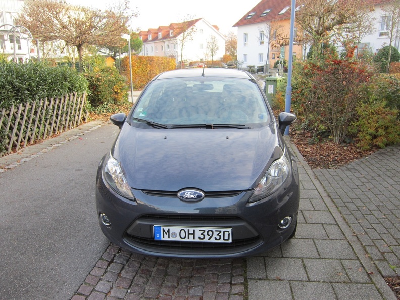 2011 Ford Fiesta Front